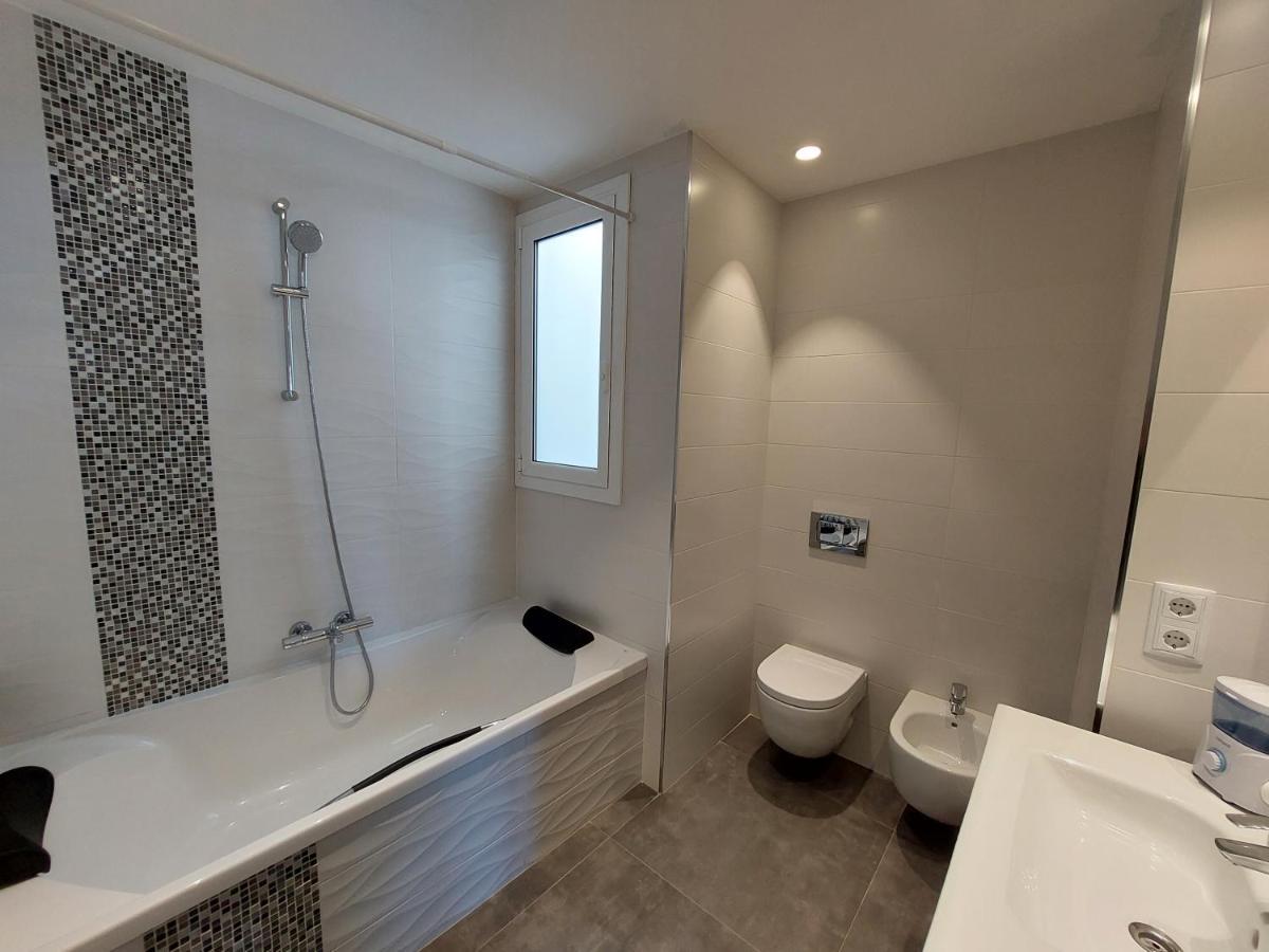 Appartement Àtic al centre de Gérone Extérieur photo